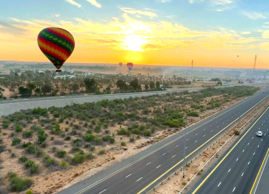 8-exclusive-dubai-aerial-view-balloon-journey-experience